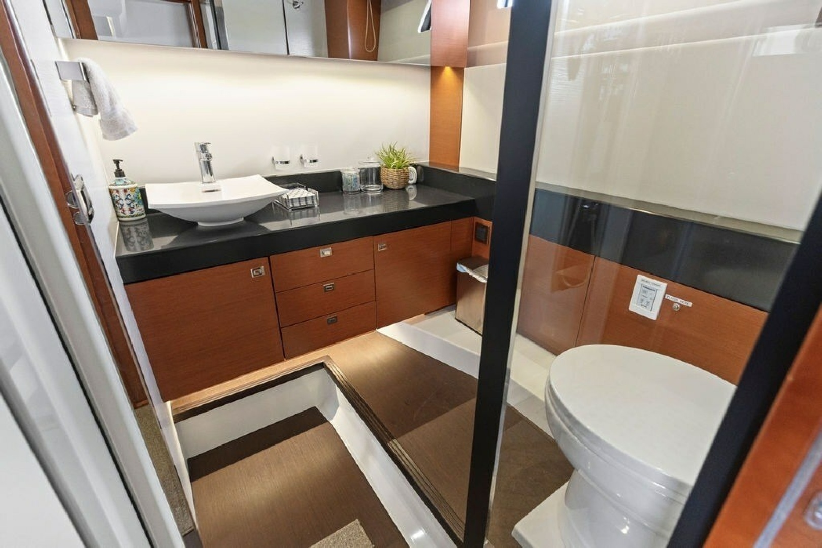 58ft Prestige Yacht For Sale
