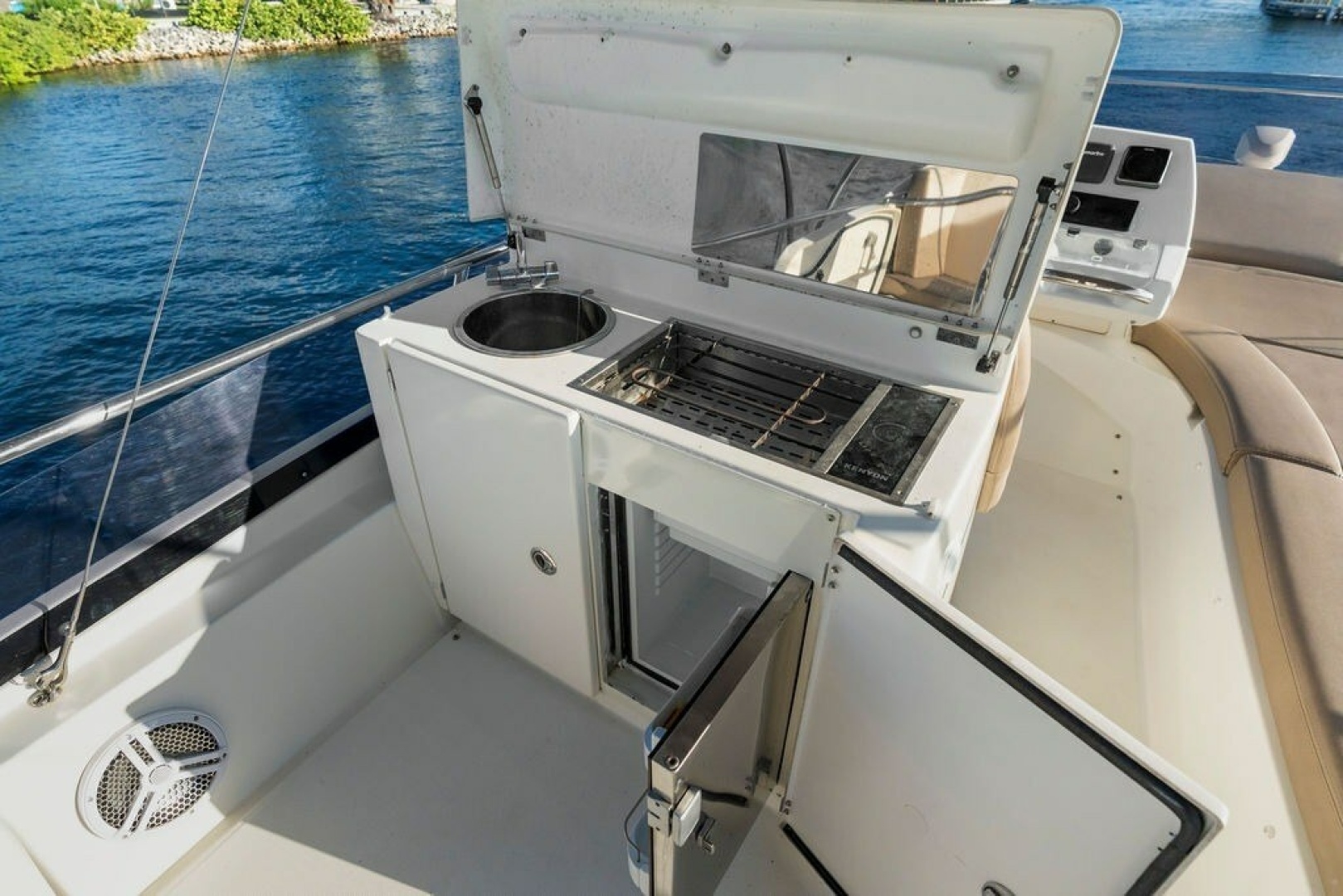 58ft Prestige Yacht For Sale