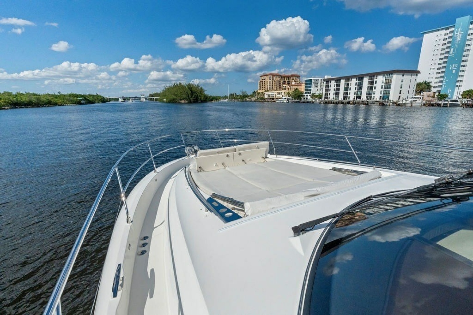 58ft Prestige Yacht For Sale