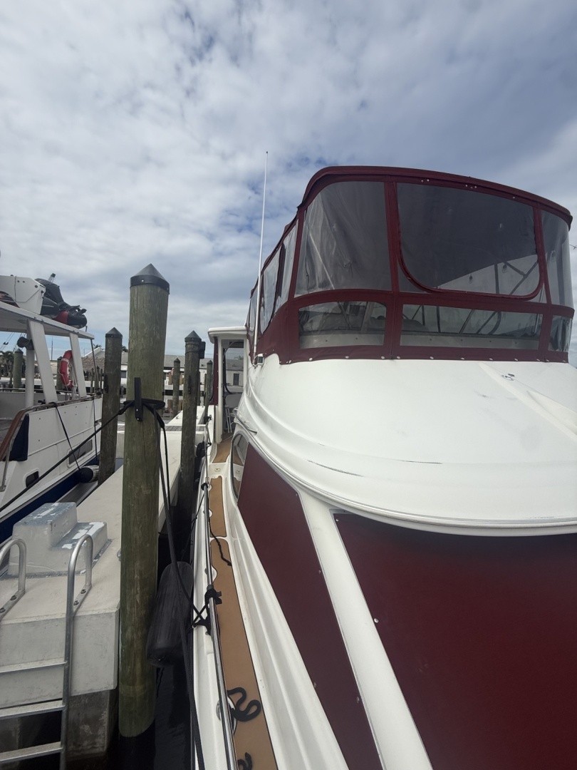 41ft Maxum Yacht For Sale