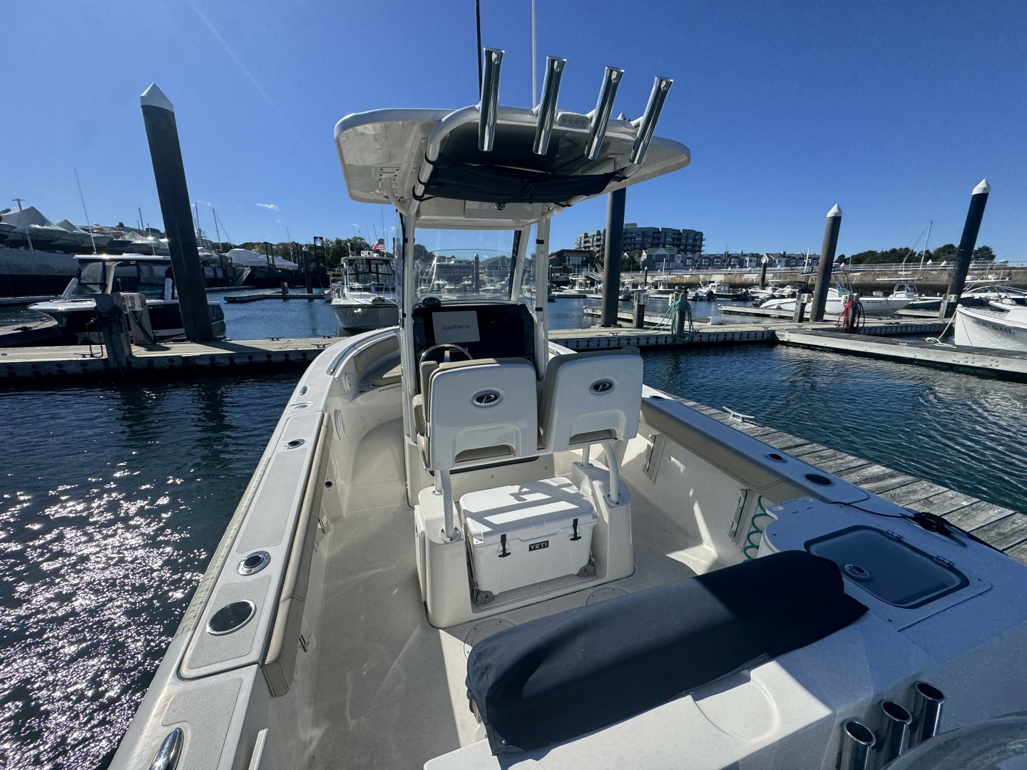 24ft Pursuit Yacht For Sale
