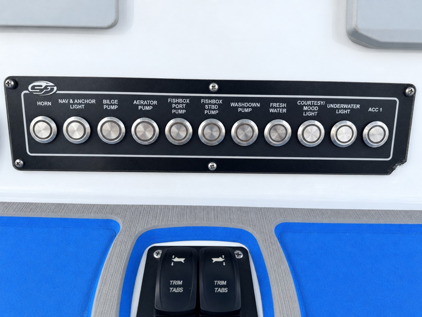 2019 Sea Fox 266 Commander