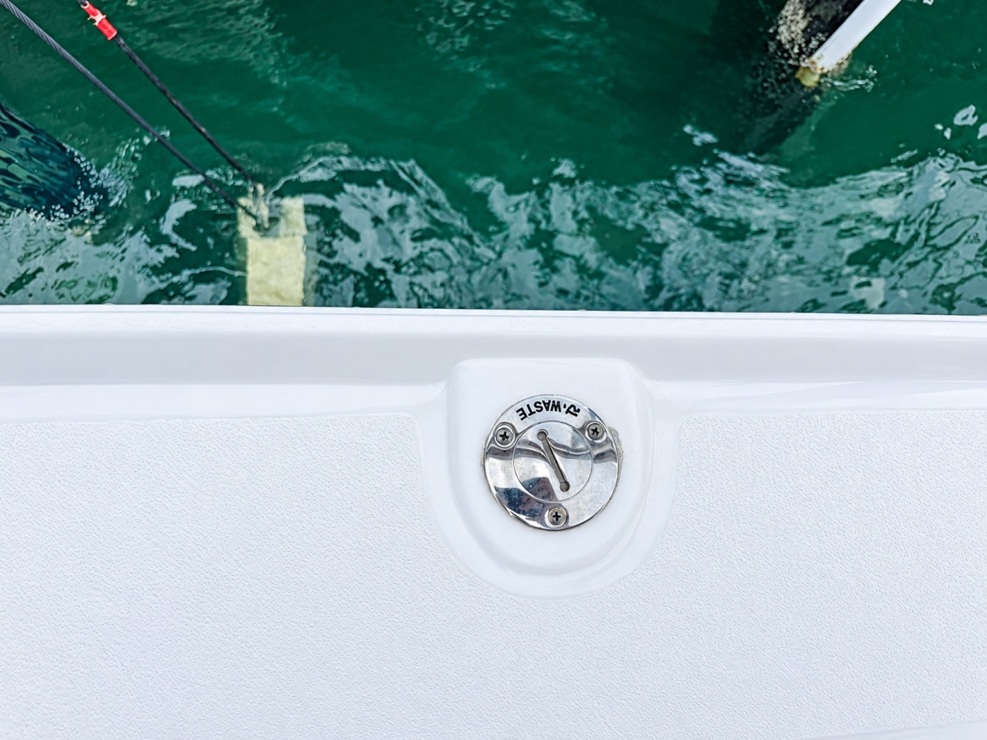 2019 Sea Fox 266 Commander