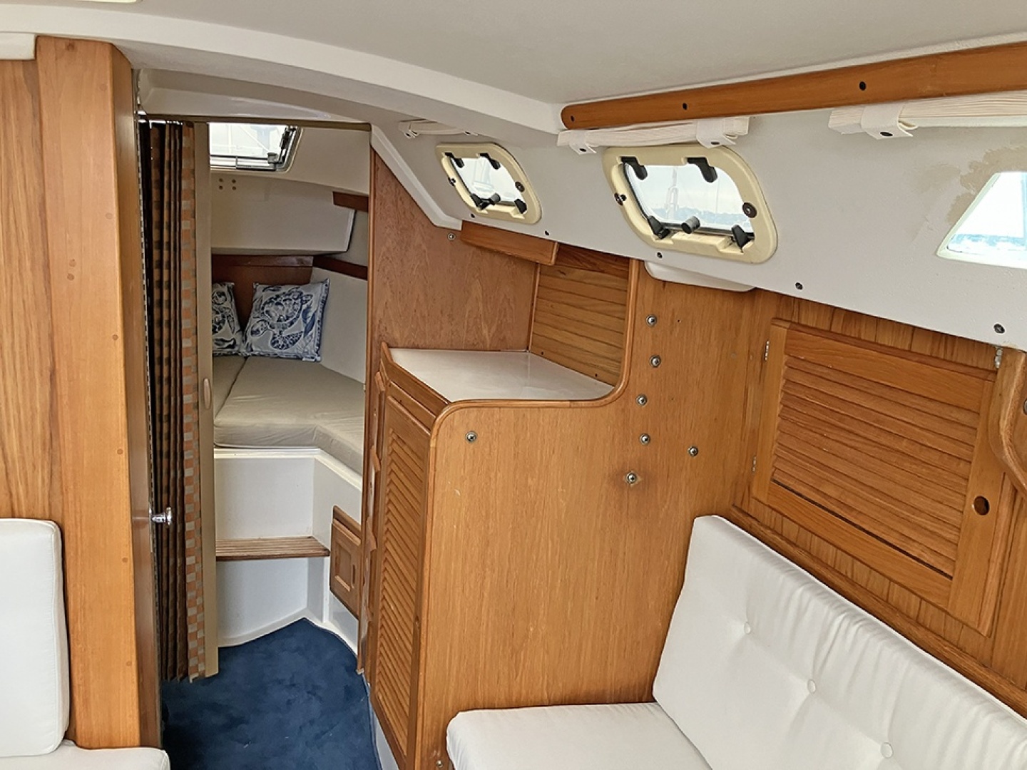 Skedaddle 30ft Catalina Yacht For Sale