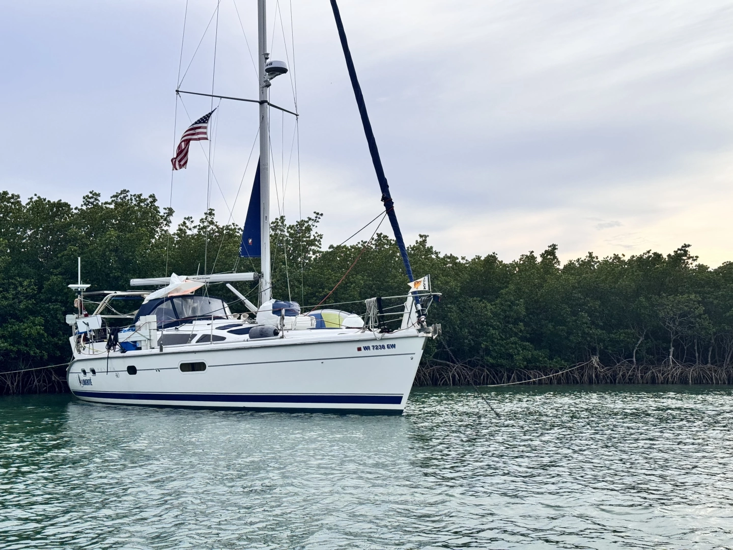 2000 Hunter 410, photo 1 of 91
