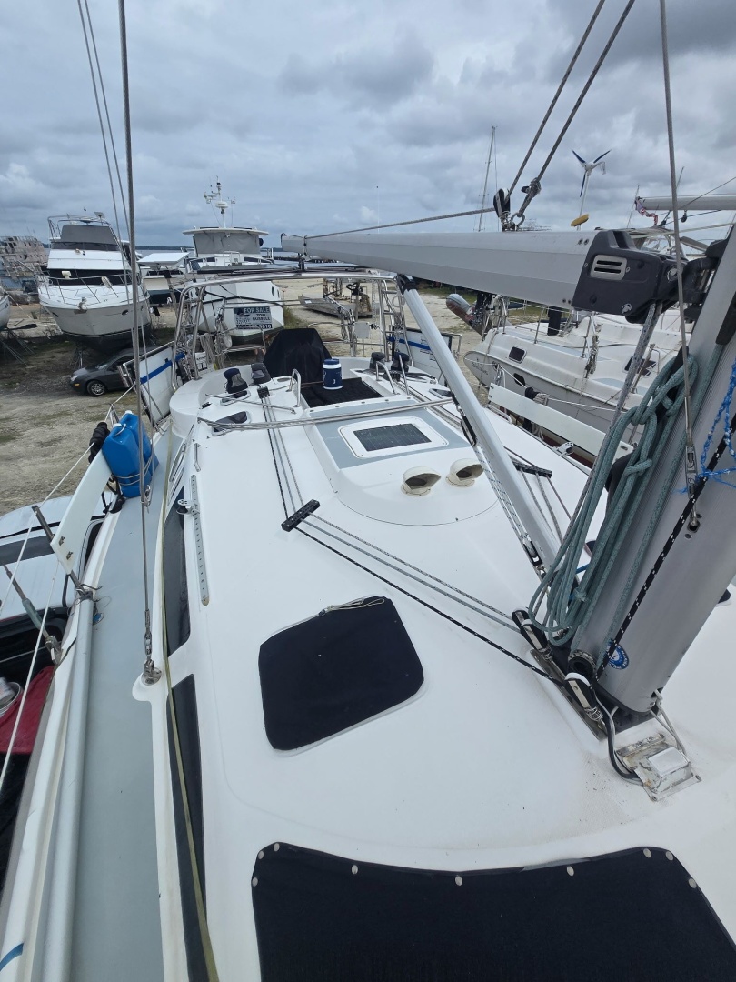 Liberte 40ft Hunter Yacht For Sale Liberte 40ft Hunter Yacht For Sale