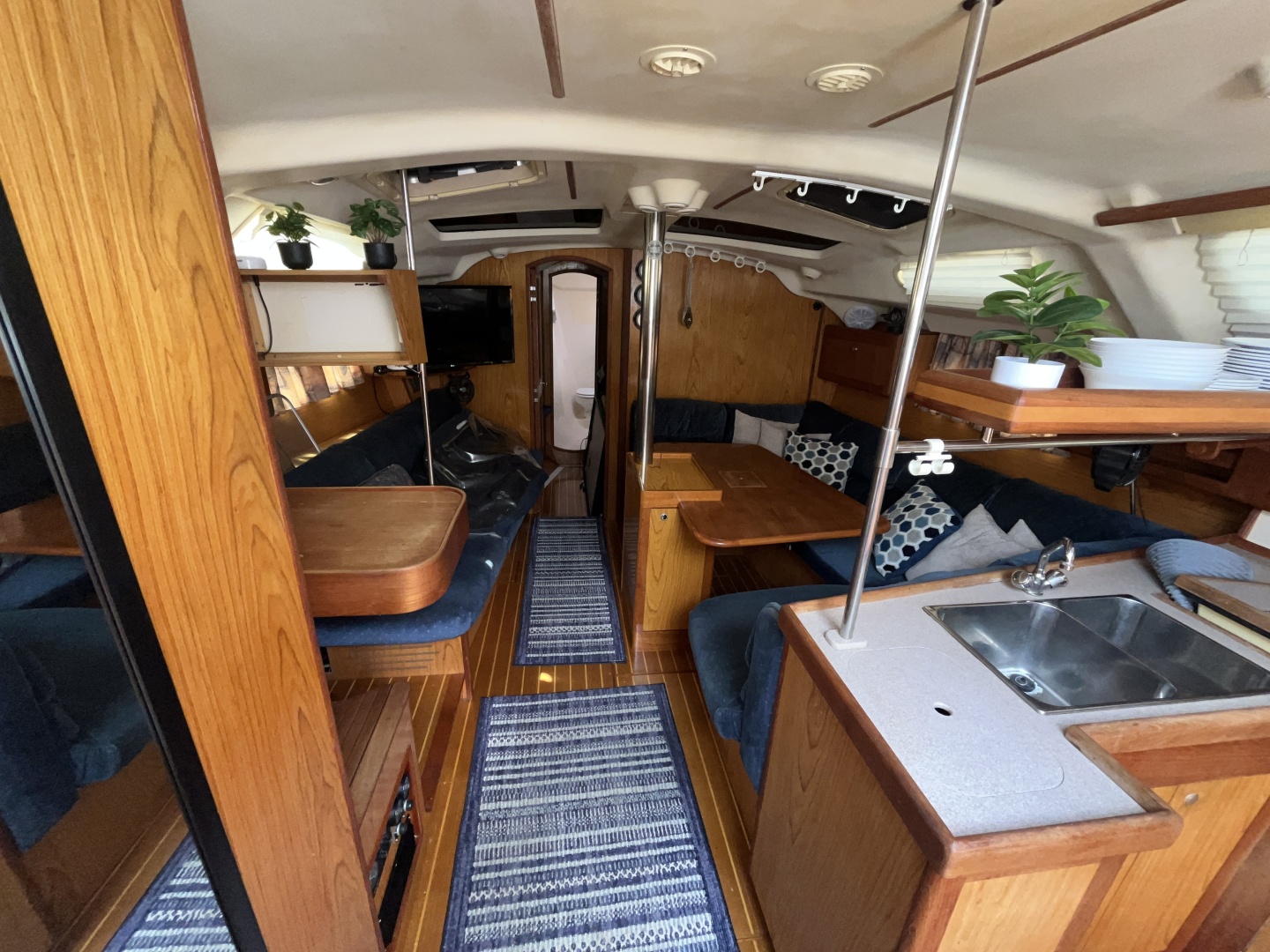 2000 Hunter 410