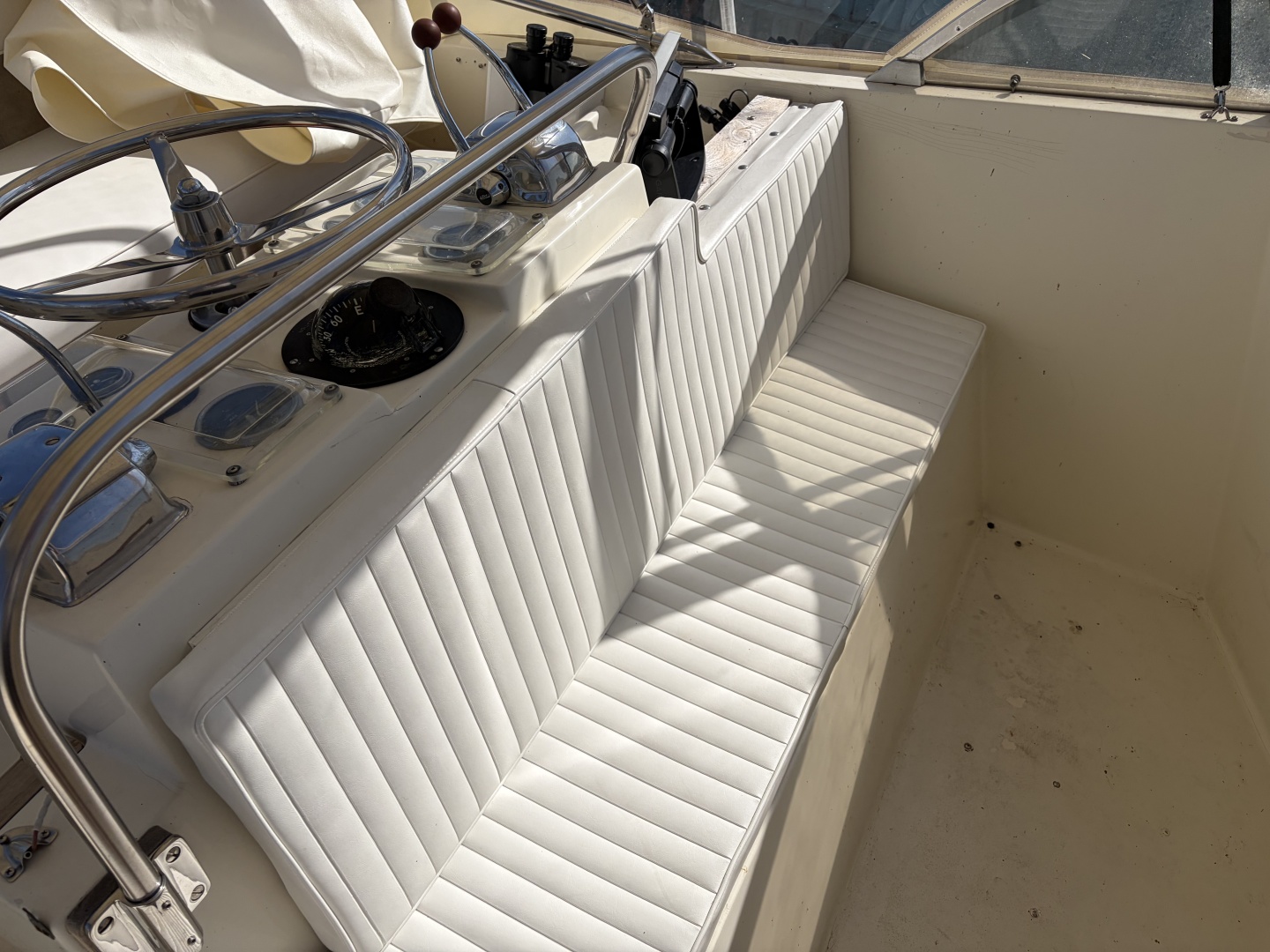 1972 Hatteras 