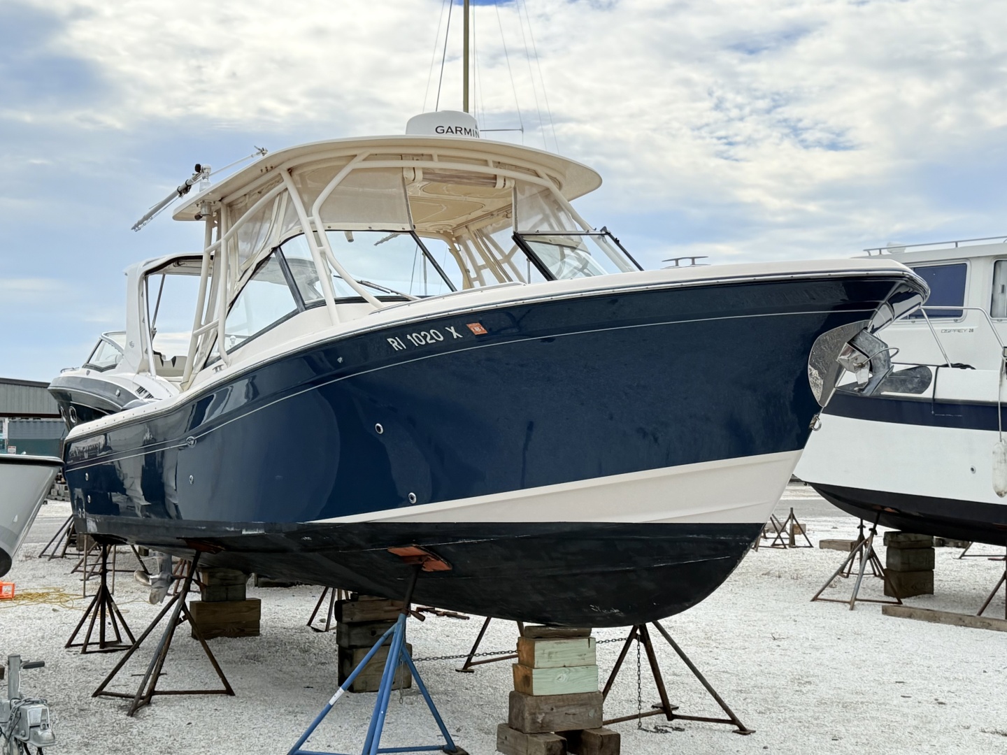2015 Grady-White Freedom 285 — photograph 2
