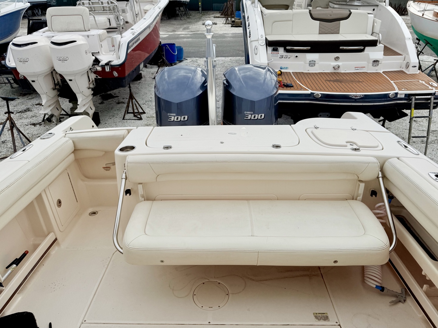 2015 Grady-White Freedom 285