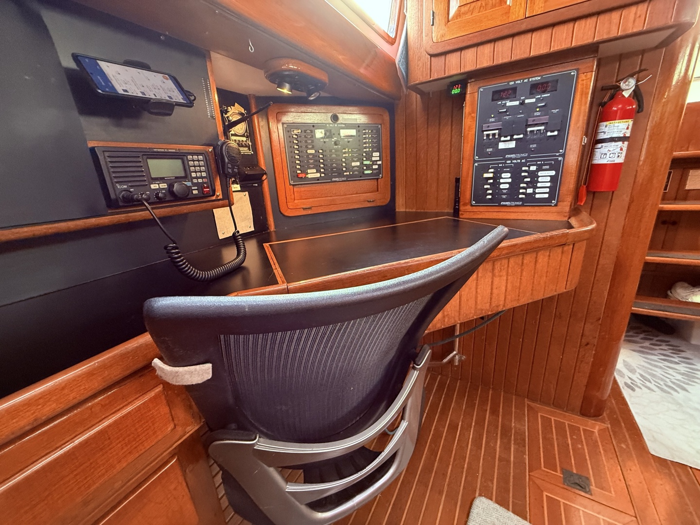 1997 Hans Christian Christina 43