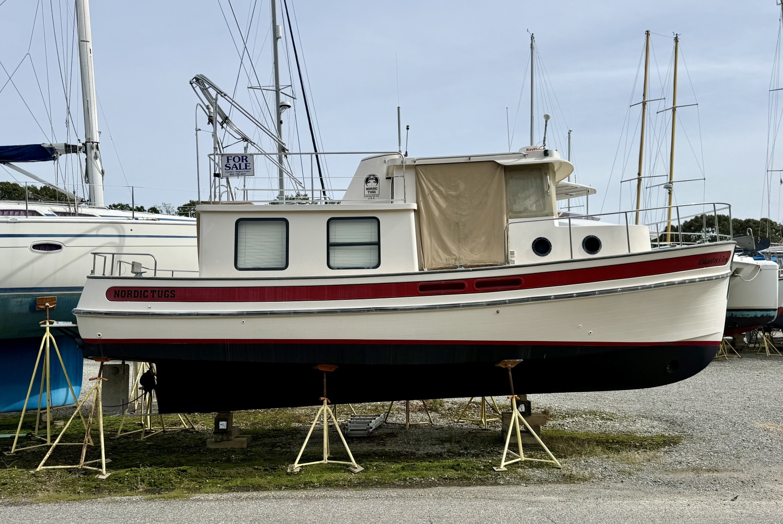 1998 Nordic Tugs 32 — photograph 5