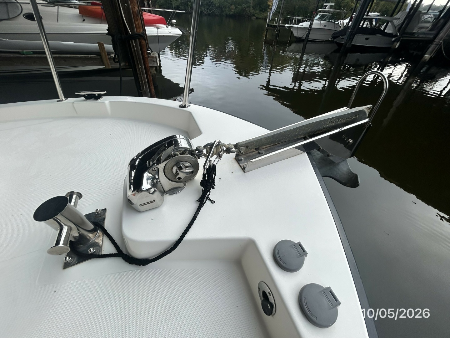 34' Nordic Tugs anchor windlass1