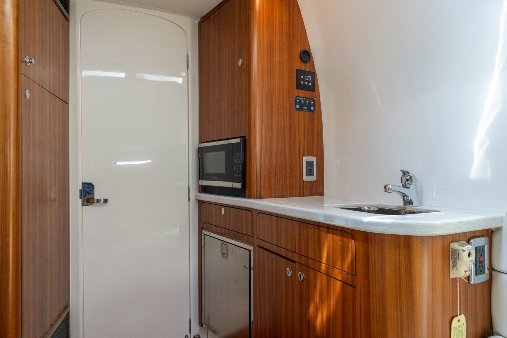 2018 Intrepid 407 Panacea