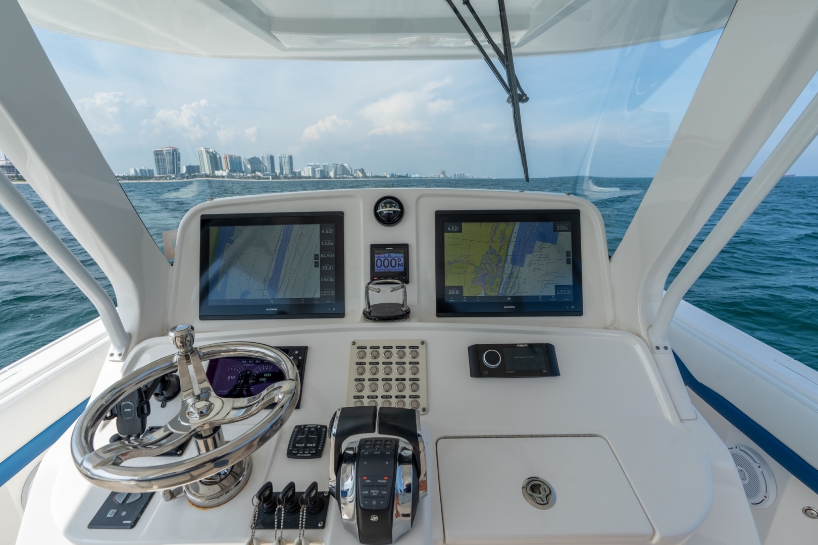 2018 Intrepid 407 Panacea
