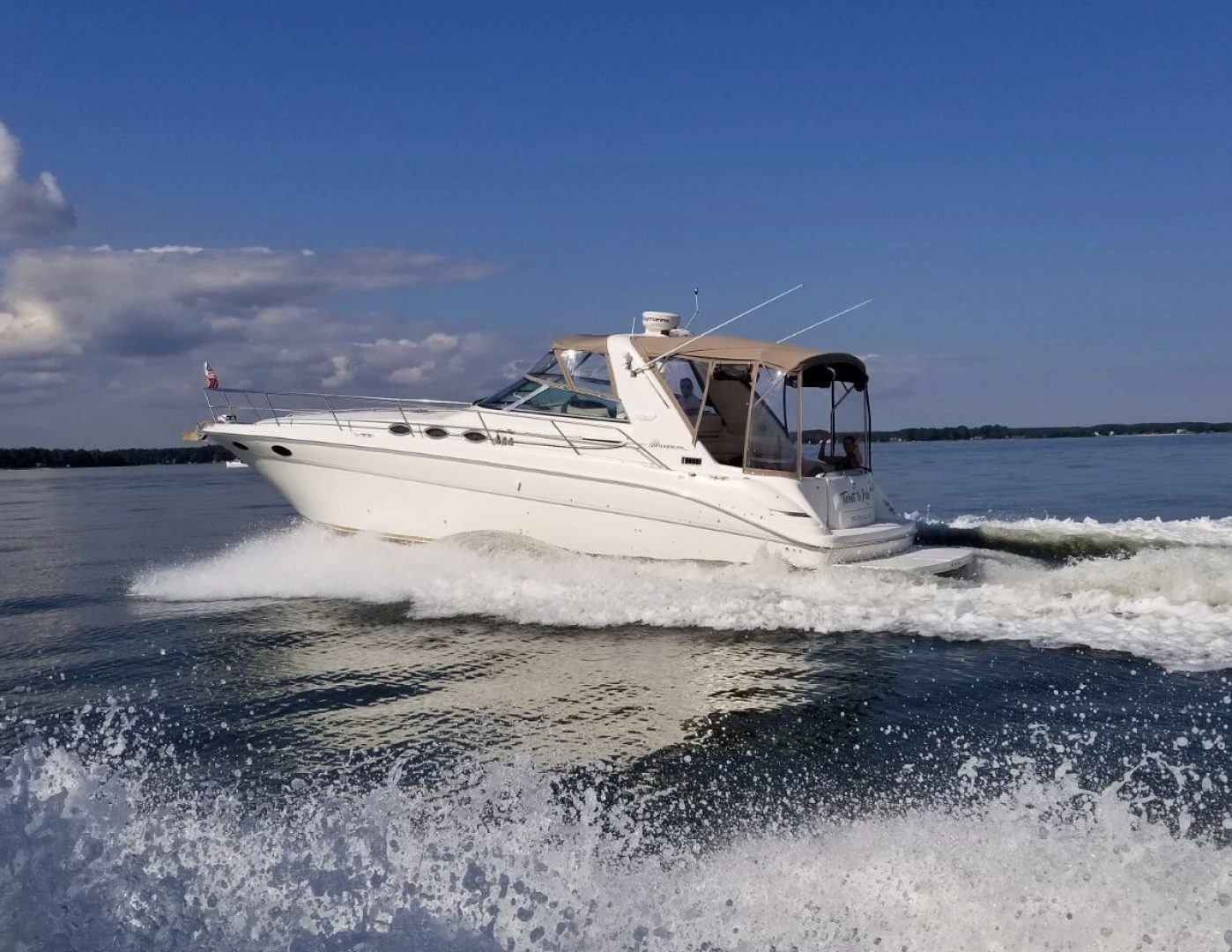 1998 Sea Ray Sundancer 370, photo 1 of 2