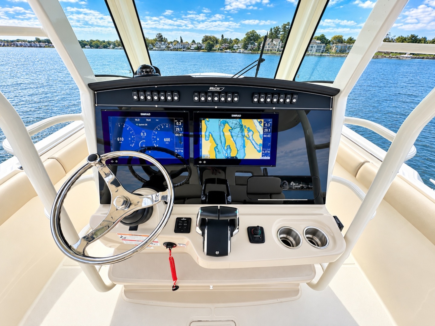 33ft Boston Whaler Yacht For Sale