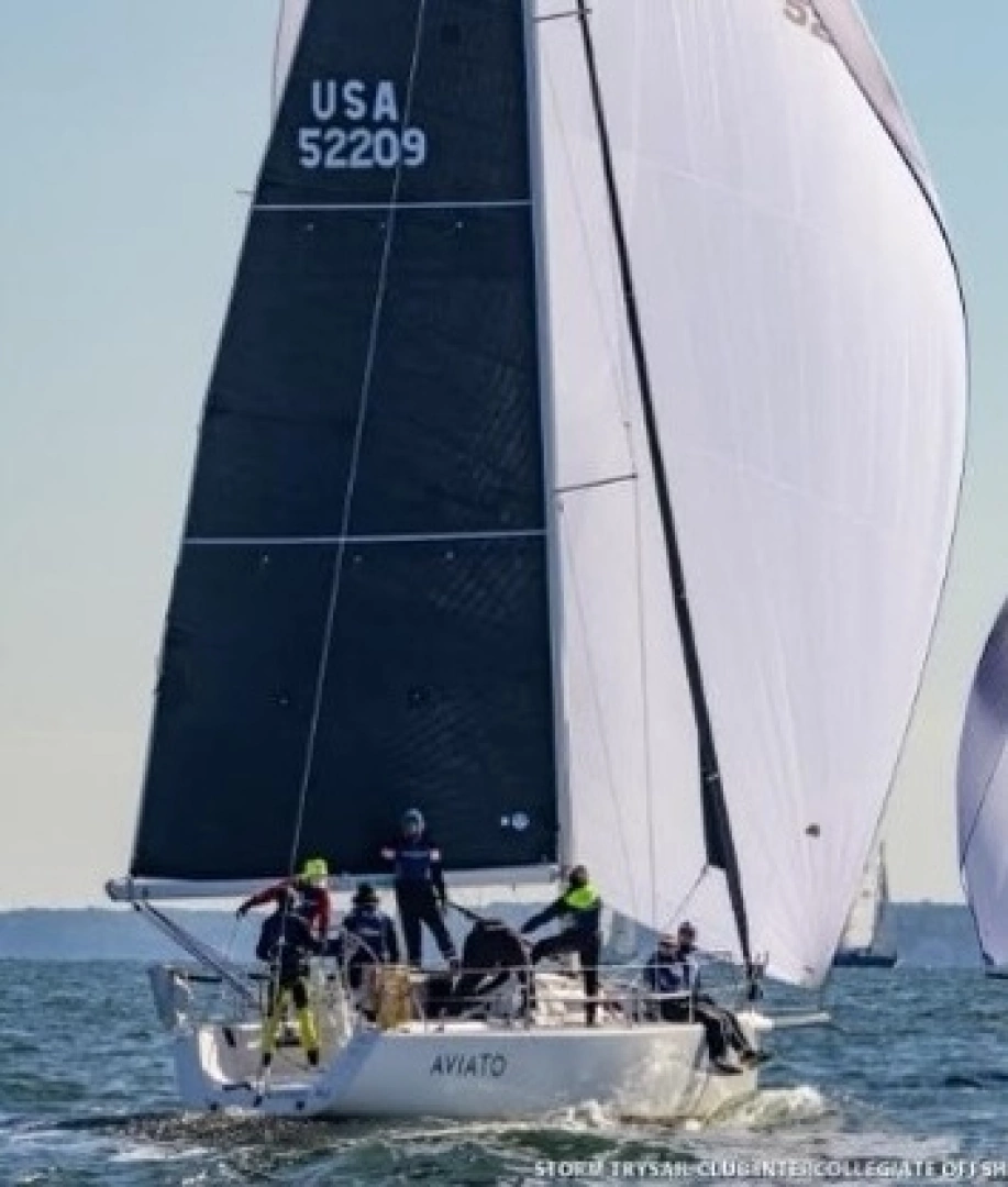 2004 J Boats J/109, photo 1 of 29