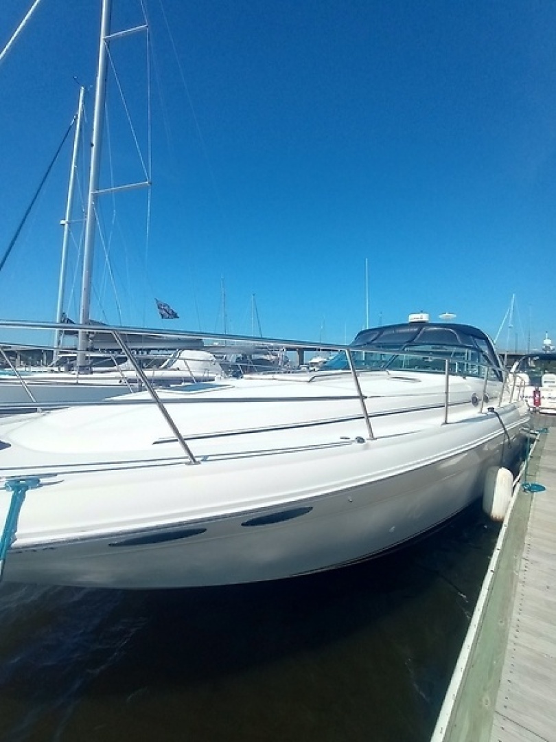 2001 Sea Ray 410 Sundancer — photograph 5