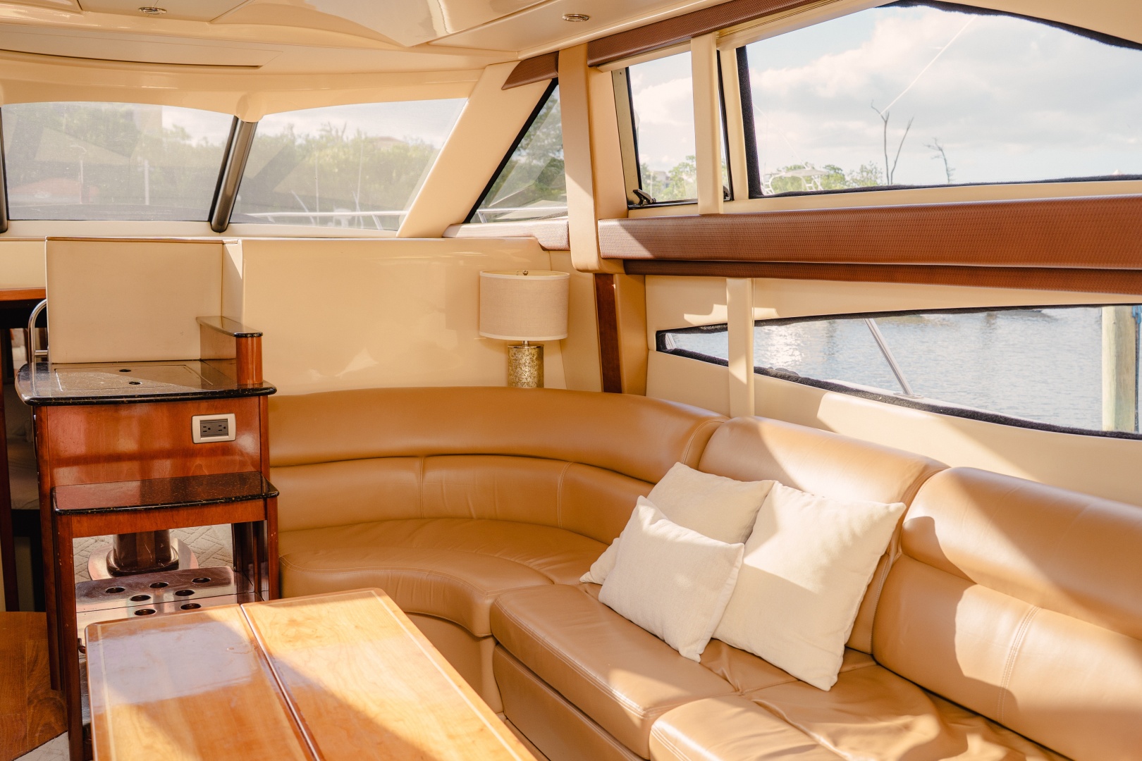 35ft Meridian Yacht For Sale 35ft Meridian Yacht For Sale