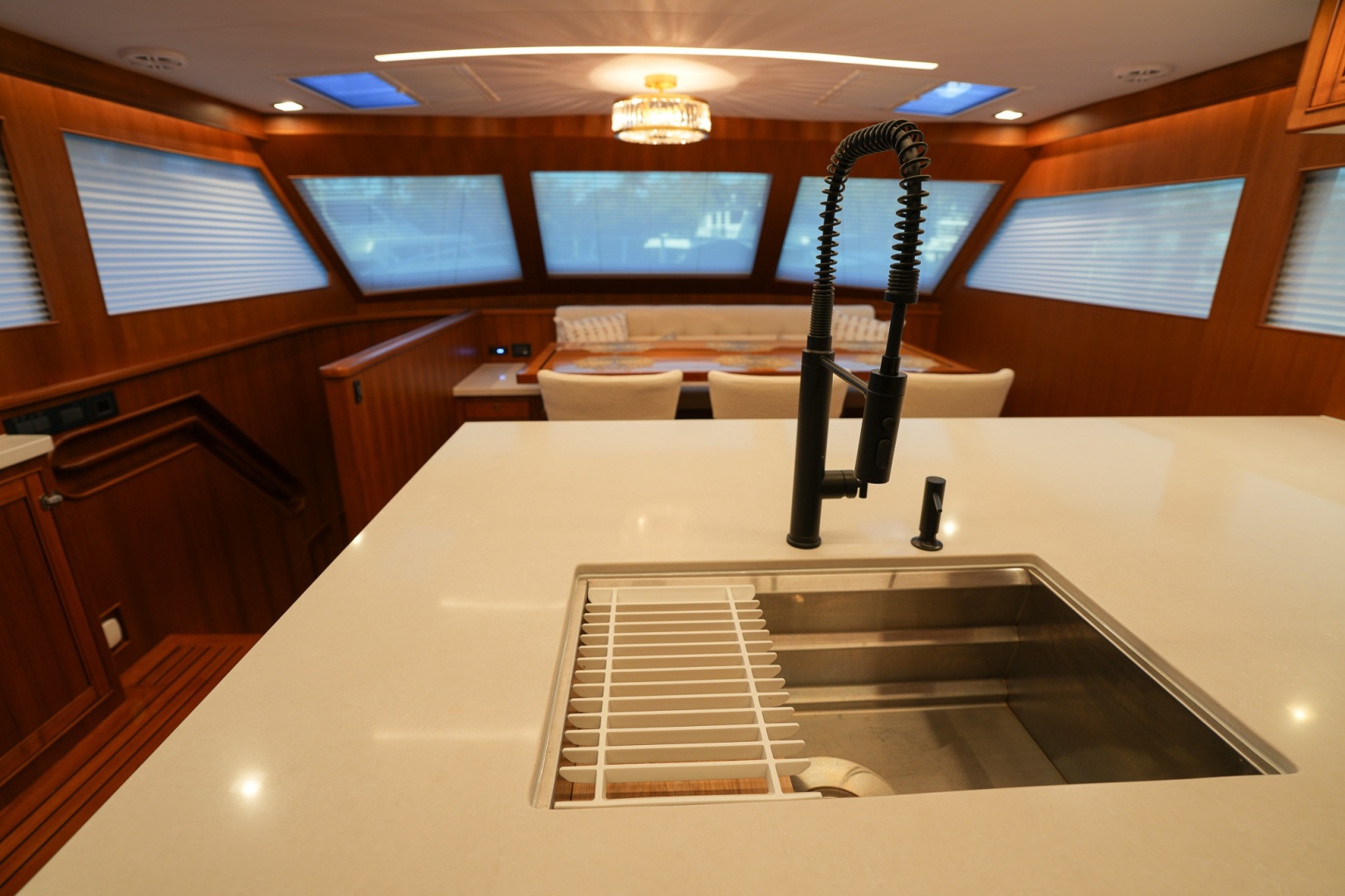 2025 Marlow Explorer 70E MkII-CB