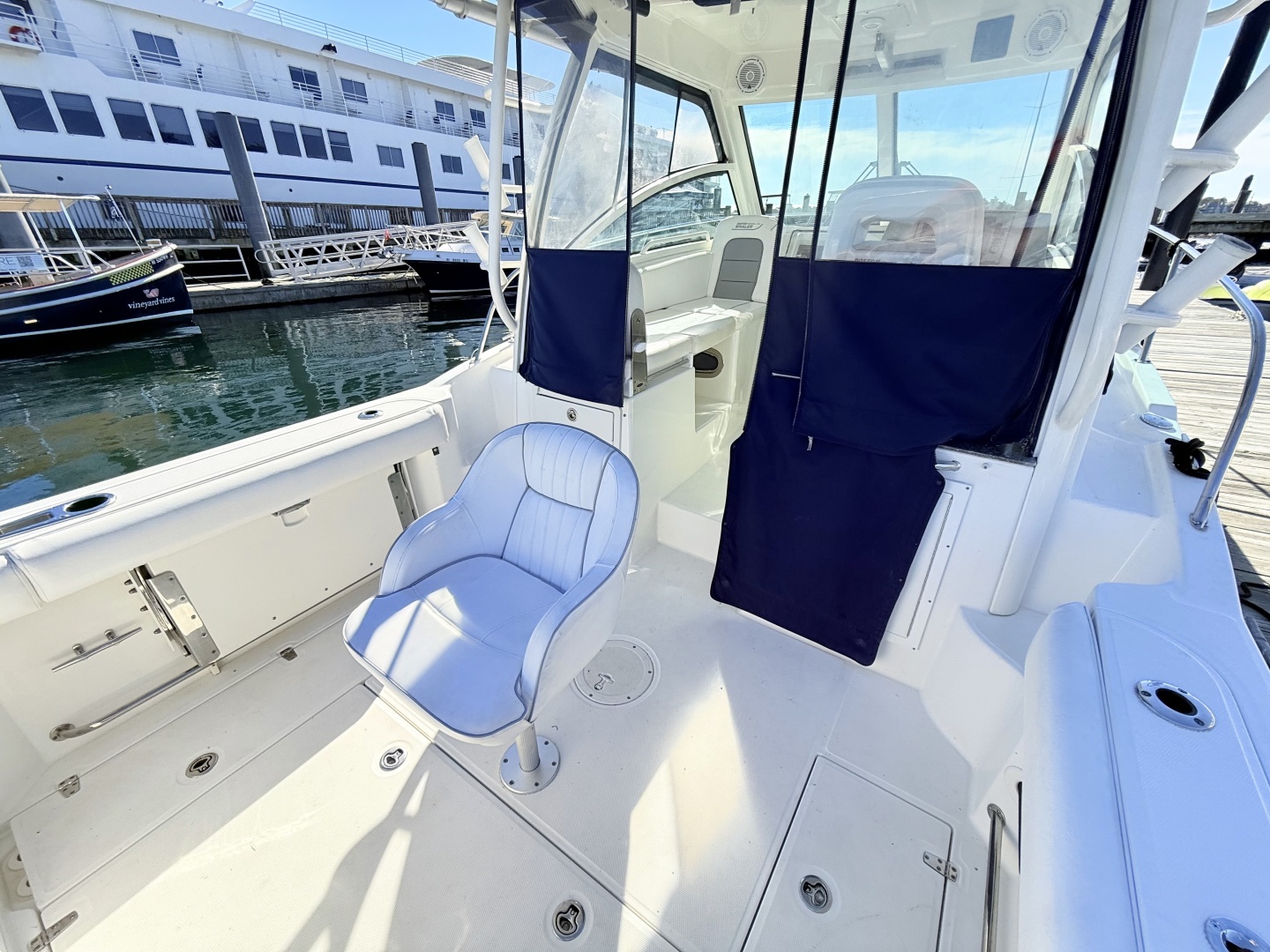 28ft Boston Whaler Yacht For Sale 28ft Boston Whaler Yacht For Sale