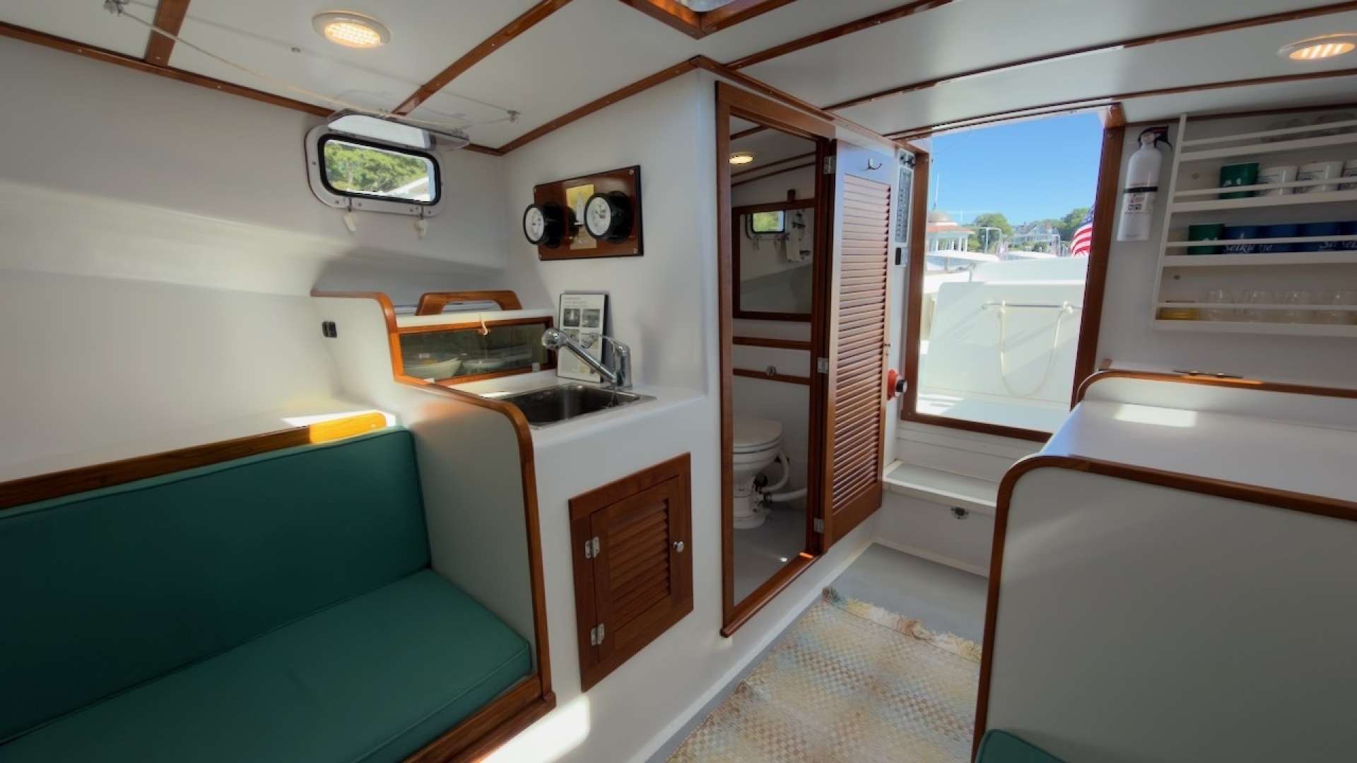 1985 Holland 32
