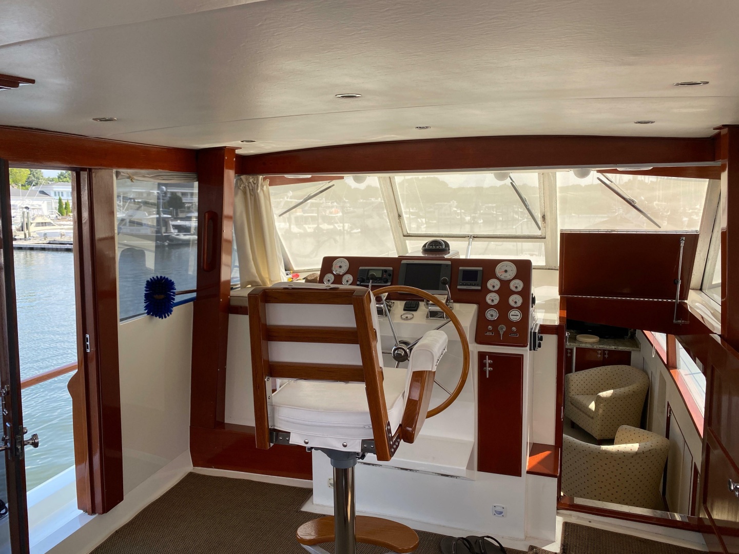 1973 Chris-Craft 47 Commander