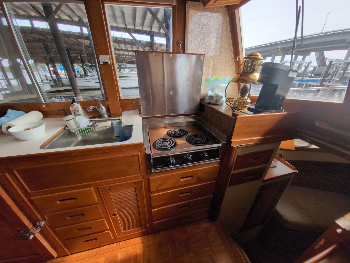 1990 Grand Banks 36 Classic