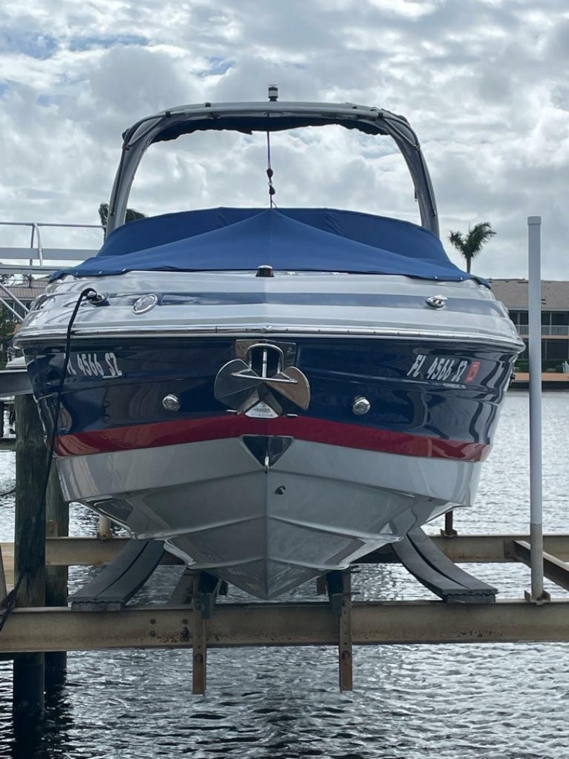 2021 Crownline 270 XSS — photograph 3
