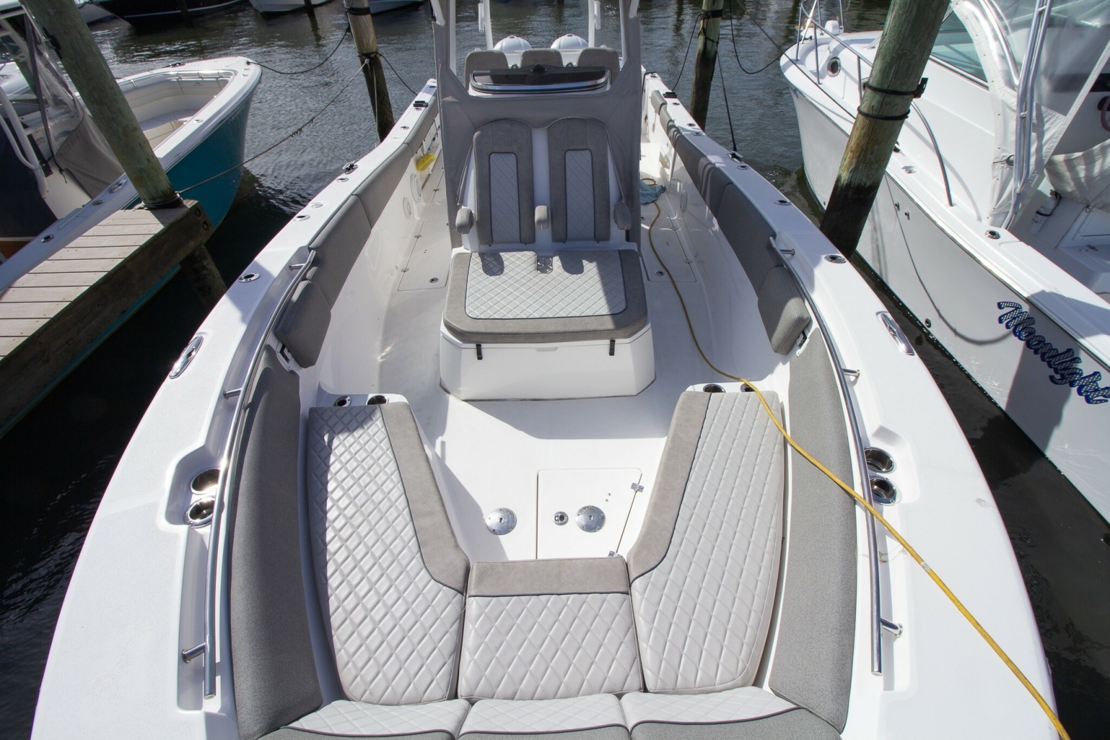 2019 Sea Fox 328 Commander