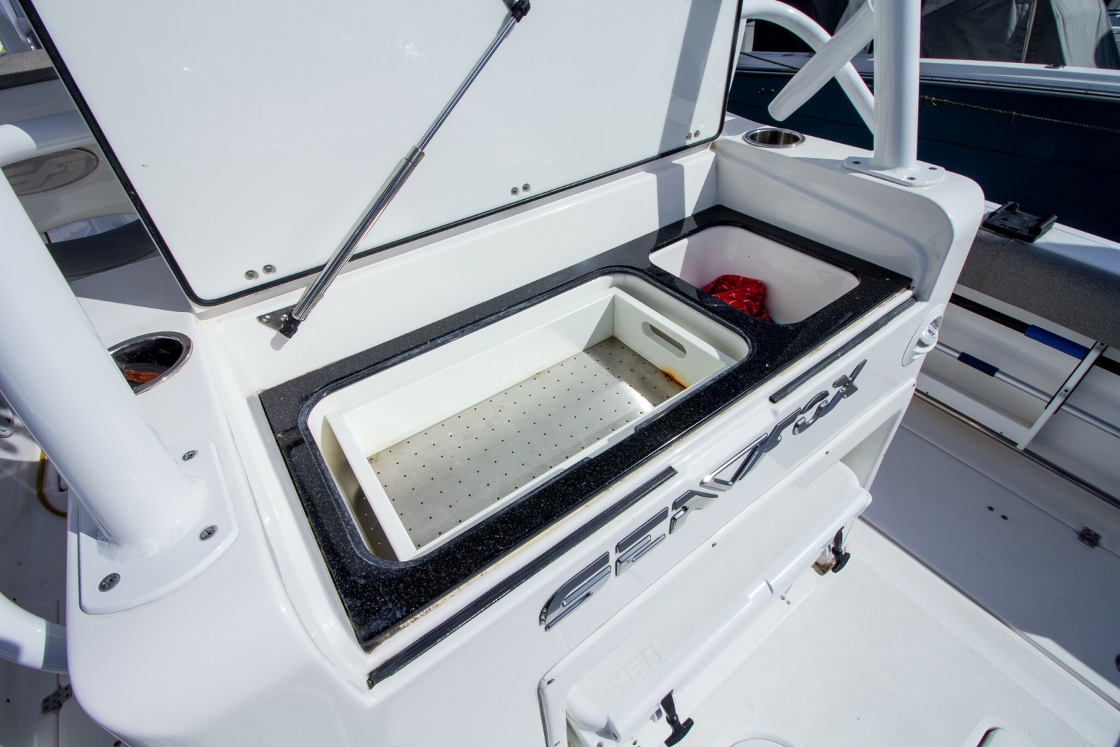 2019 Sea Fox 328 Commander