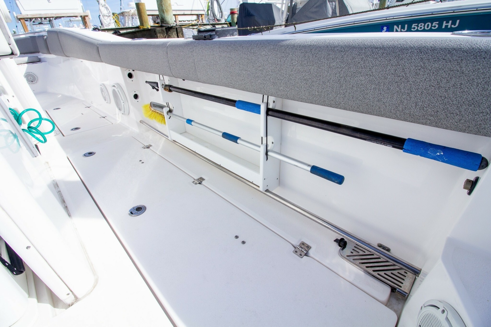 2019 Sea Fox 328 Commander