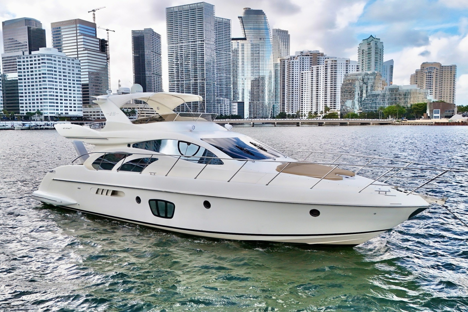 2007 Azimut 55E