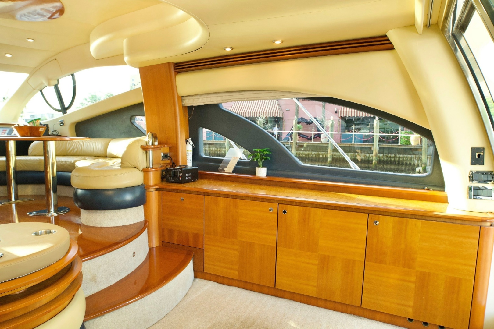 2007 Azimut 55E