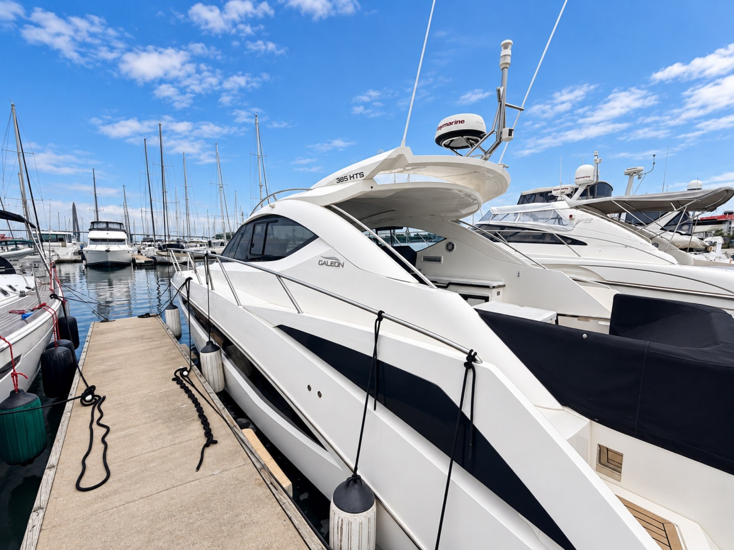38ft Galeon Yacht For Sale