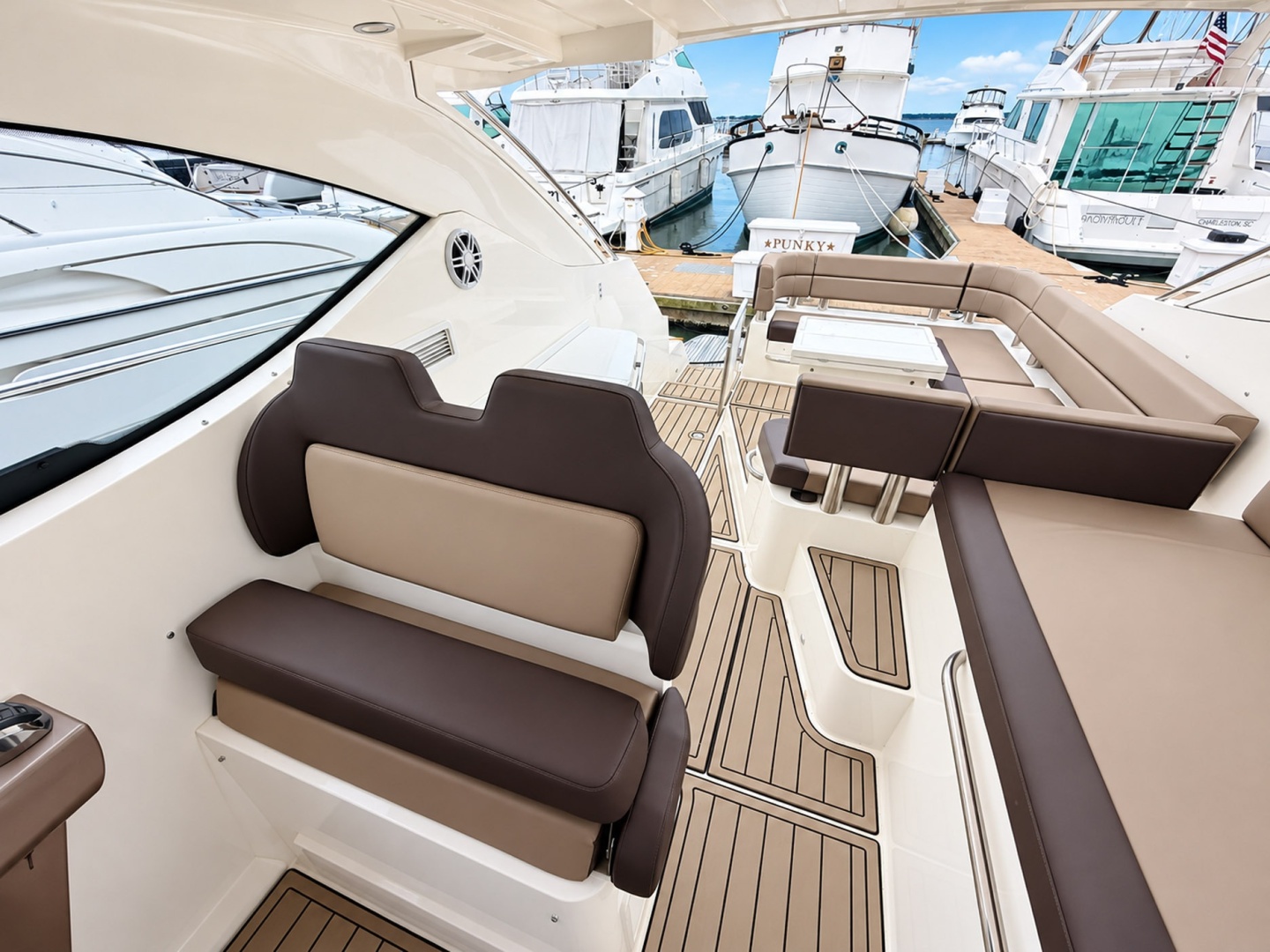 38ft Galeon Yacht For Sale
