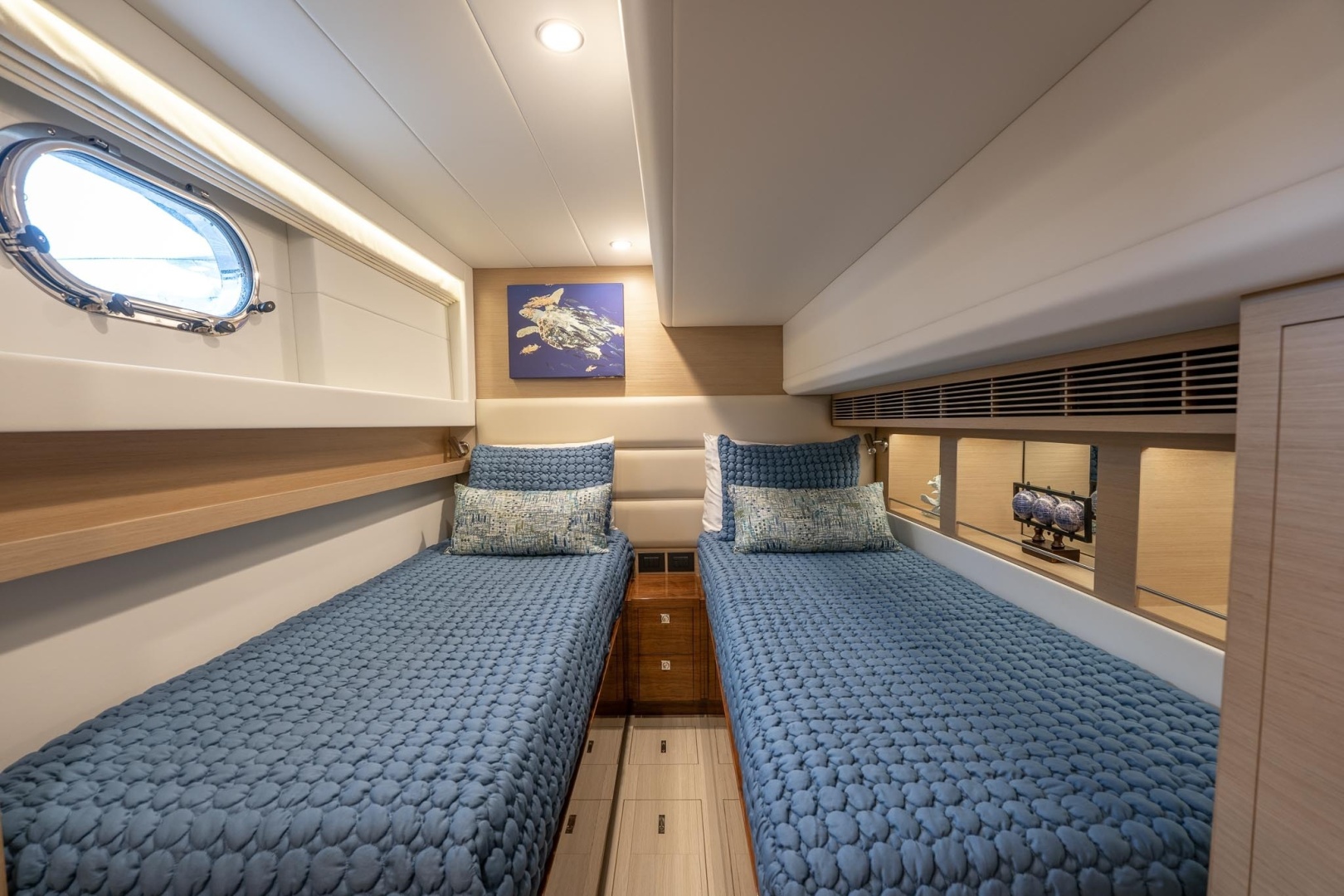 Thea 60ft Horizon Yacht For Sale