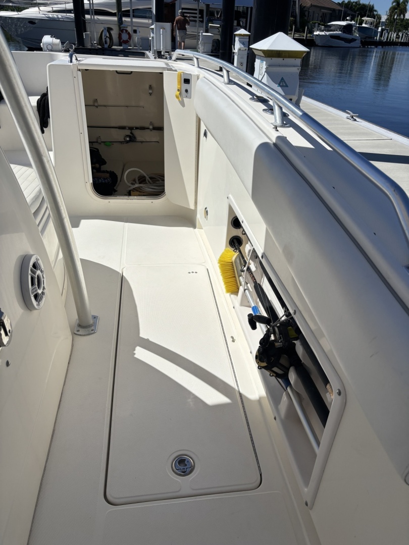CatFish 33ft World Cat Yacht For Sale