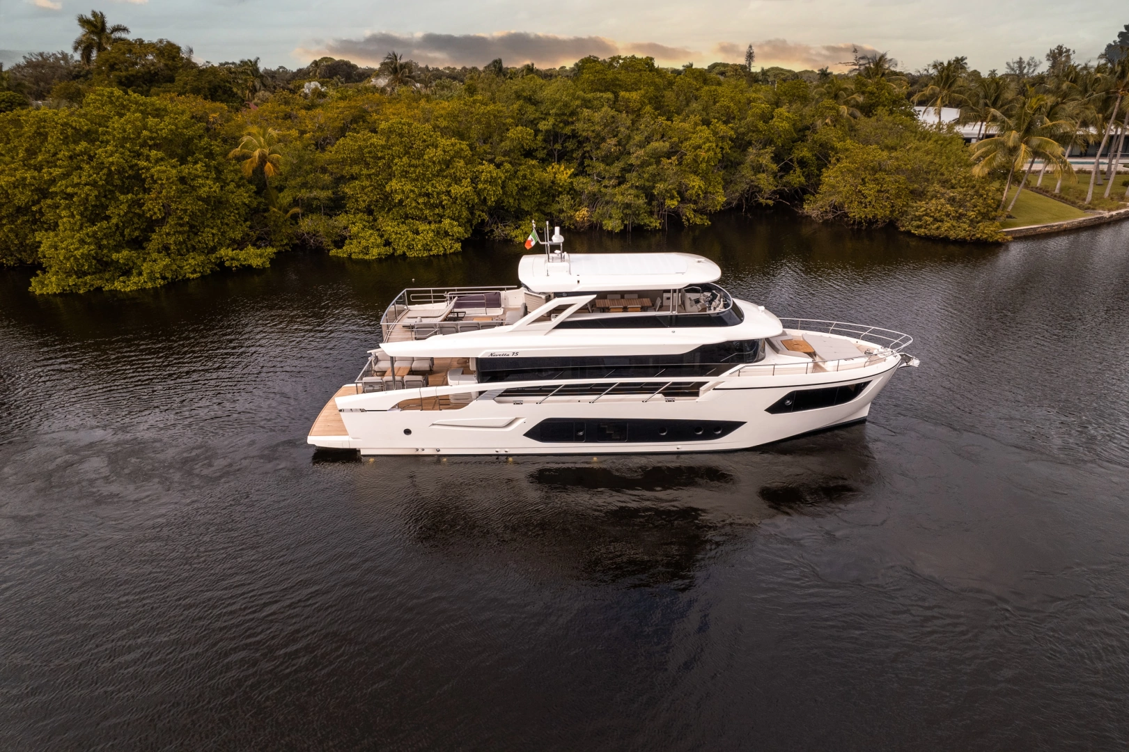 2023 Absolute Navetta 75, photo 1 of 30