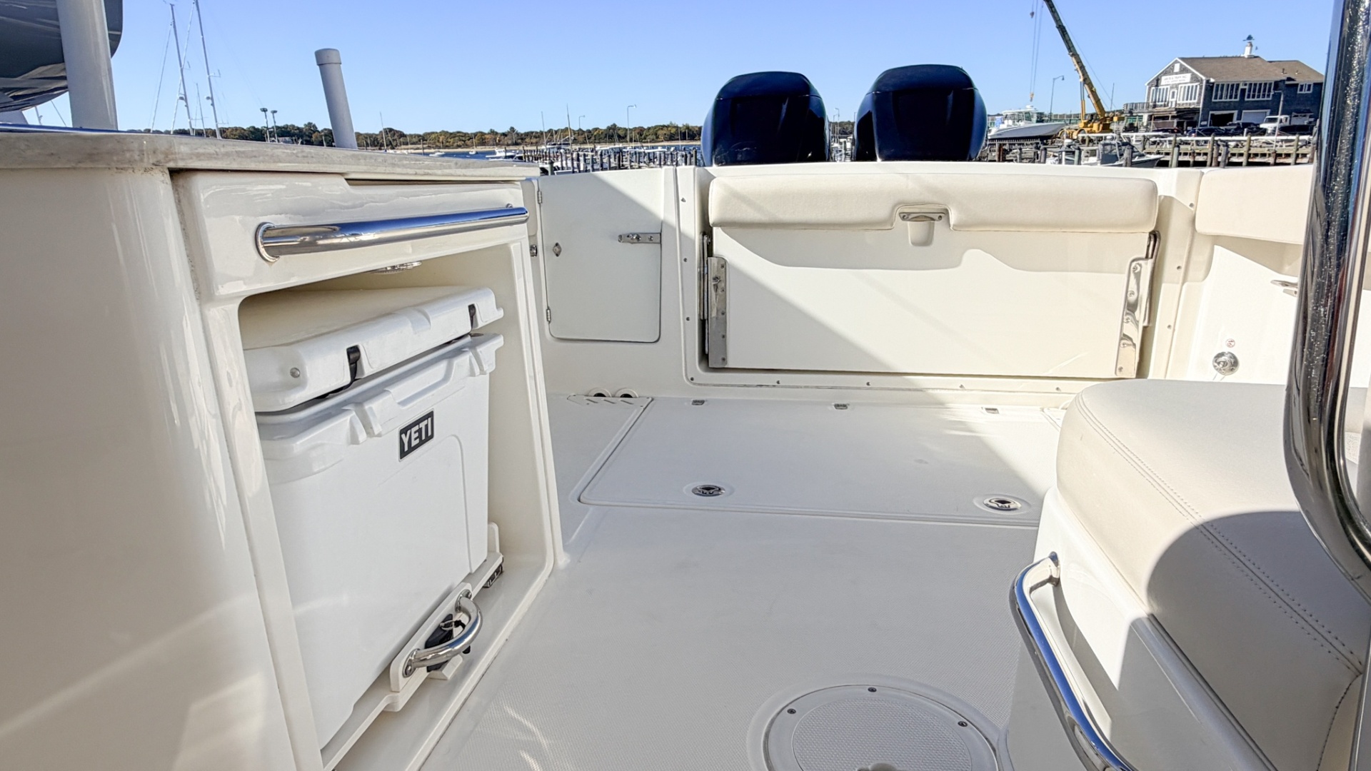 Bean Counter 27ft Boston Whaler Yacht For Sale