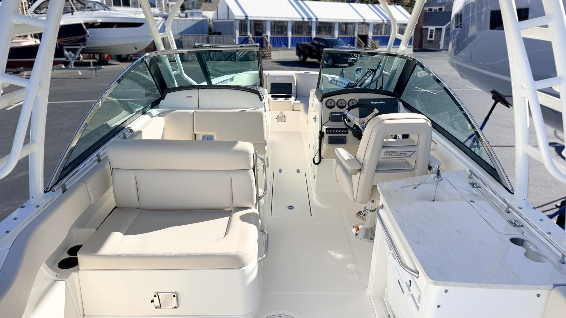 Bean Counter 27ft Boston Whaler Yacht For Sale