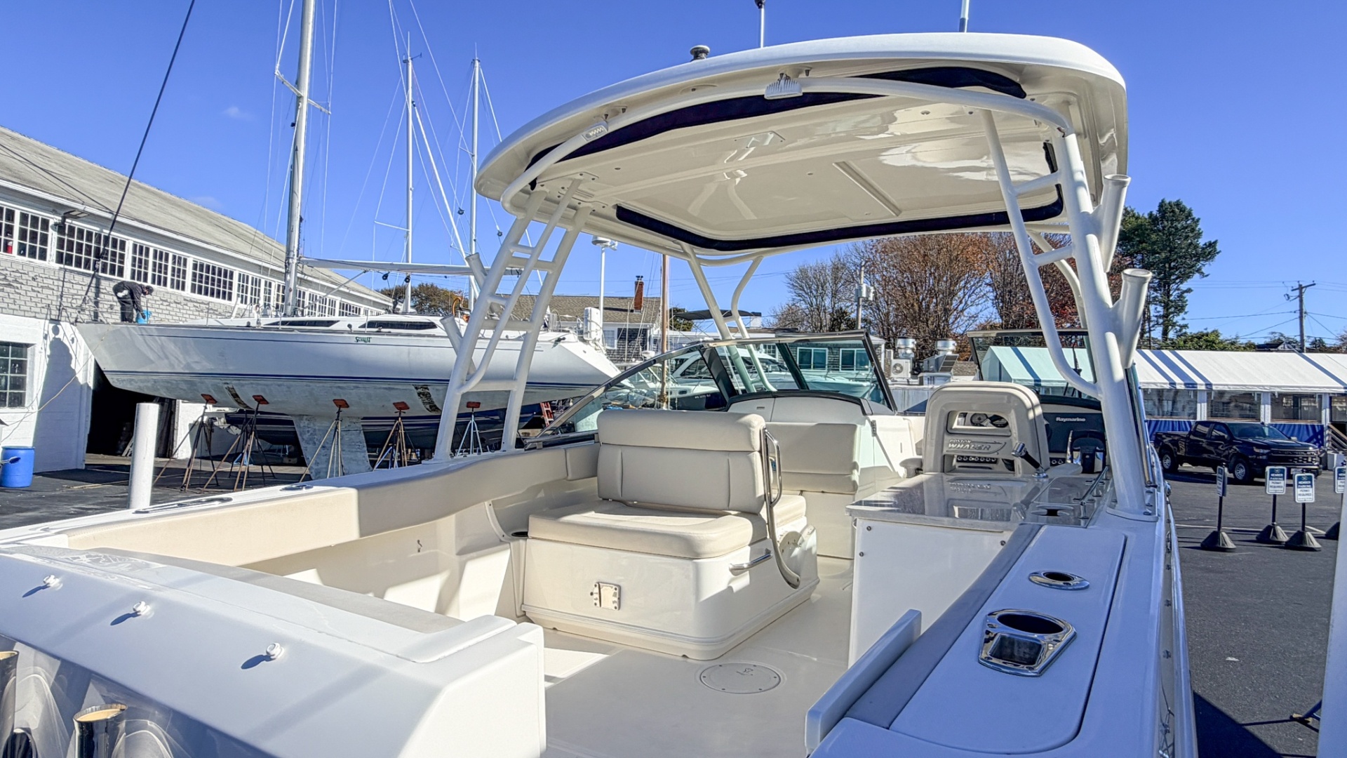 Bean Counter 27ft Boston Whaler Yacht For Sale