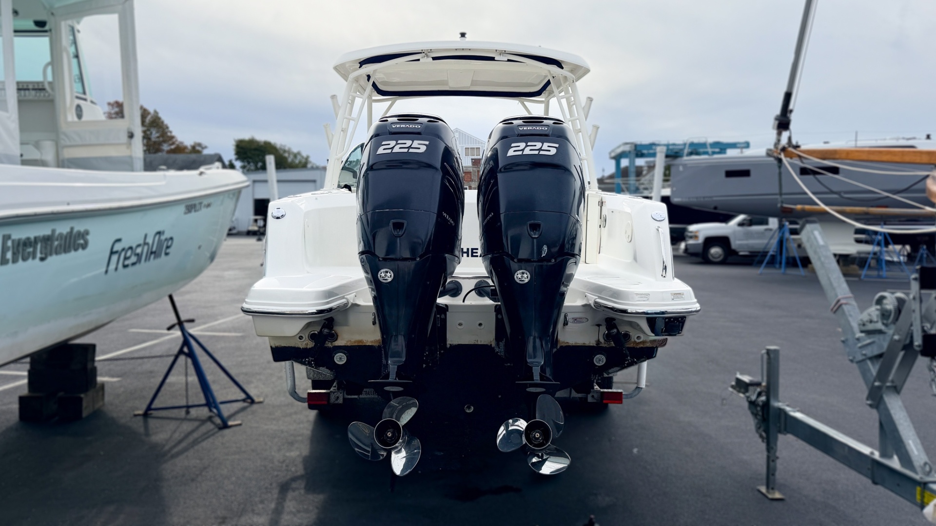 Bean Counter 27ft Boston Whaler Yacht For Sale
