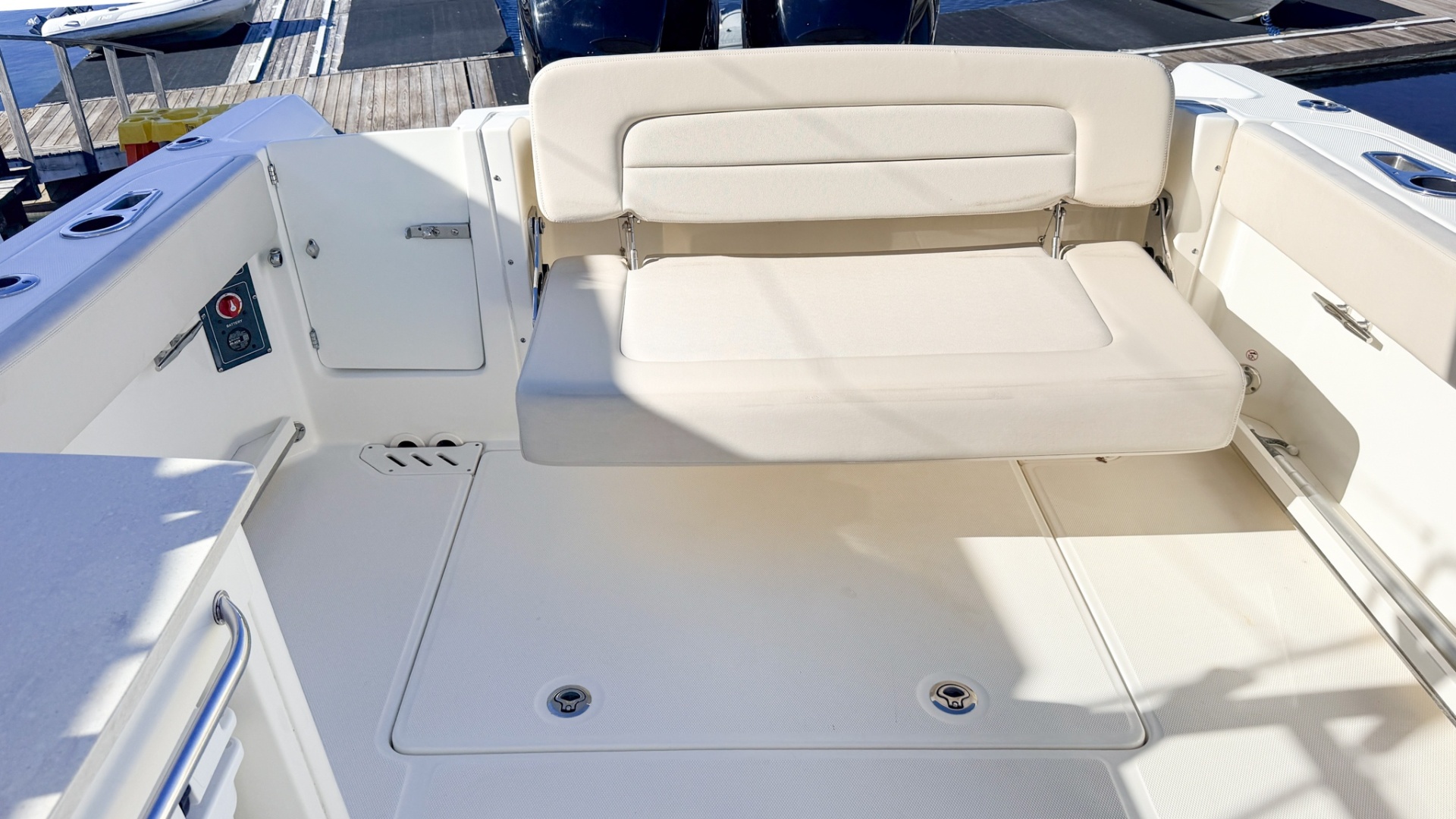 Bean Counter 27ft Boston Whaler Yacht For Sale