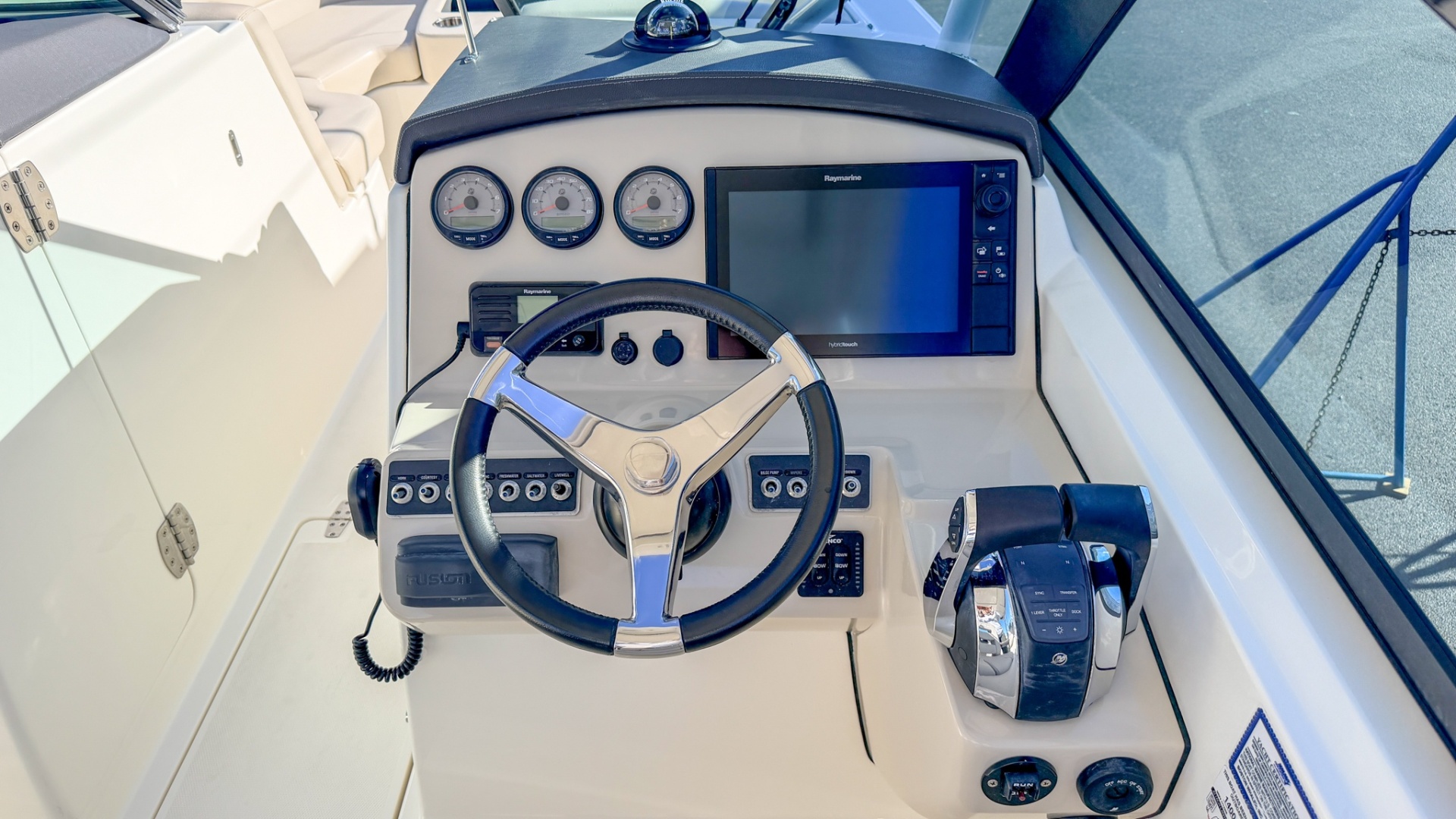 Bean Counter 27ft Boston Whaler Yacht For Sale