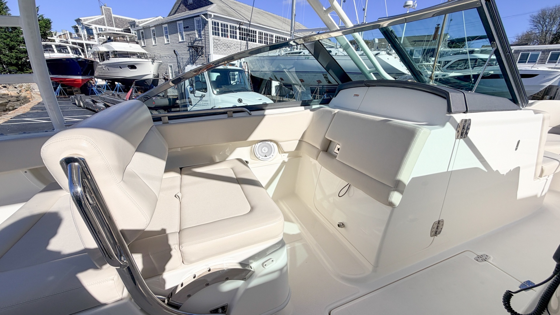 Bean Counter 27ft Boston Whaler Yacht For Sale