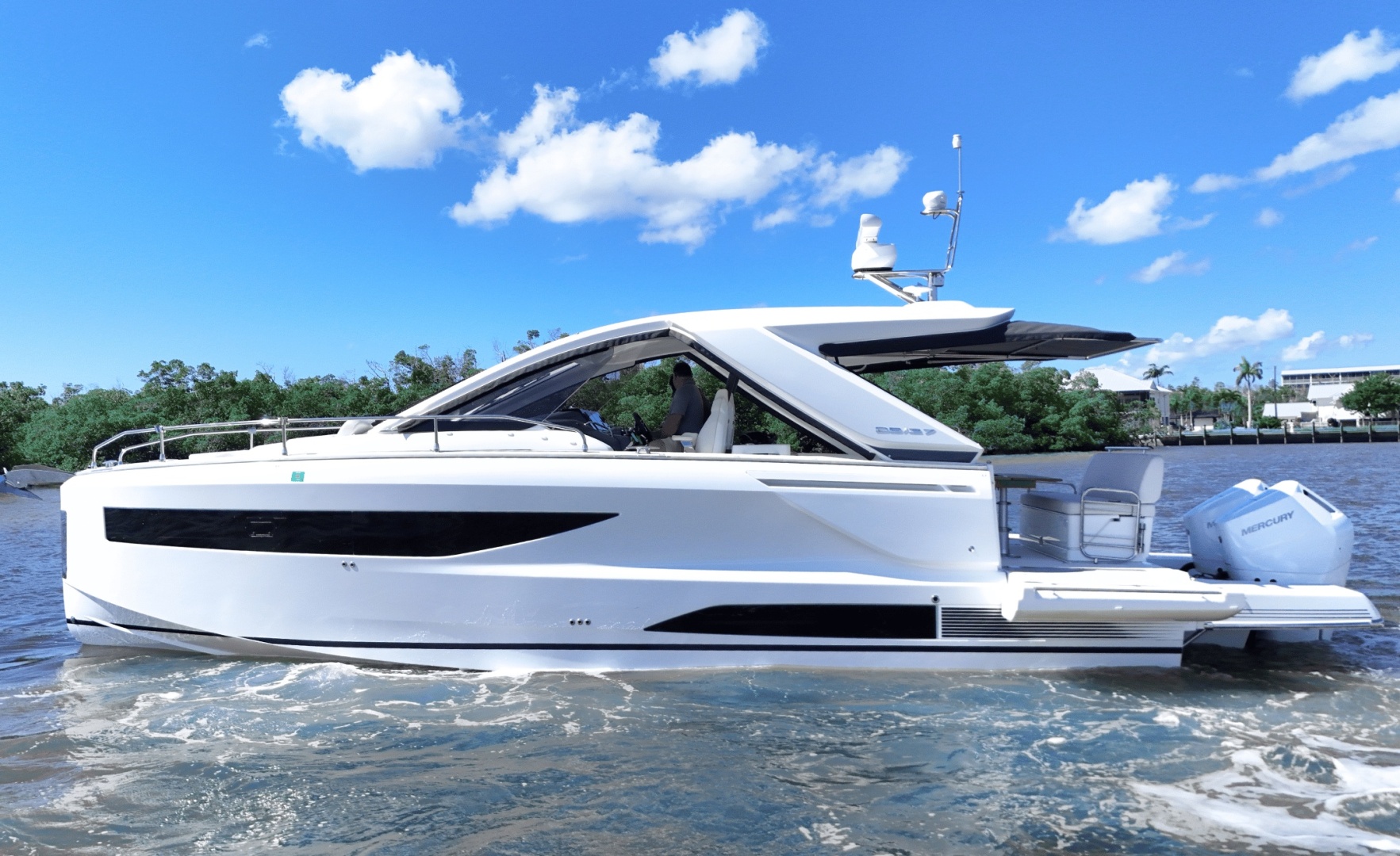 2025 Jeanneau DB37 — photograph 2