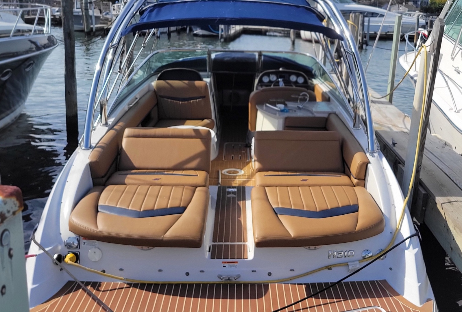31ft Four Winns Yacht For Sale