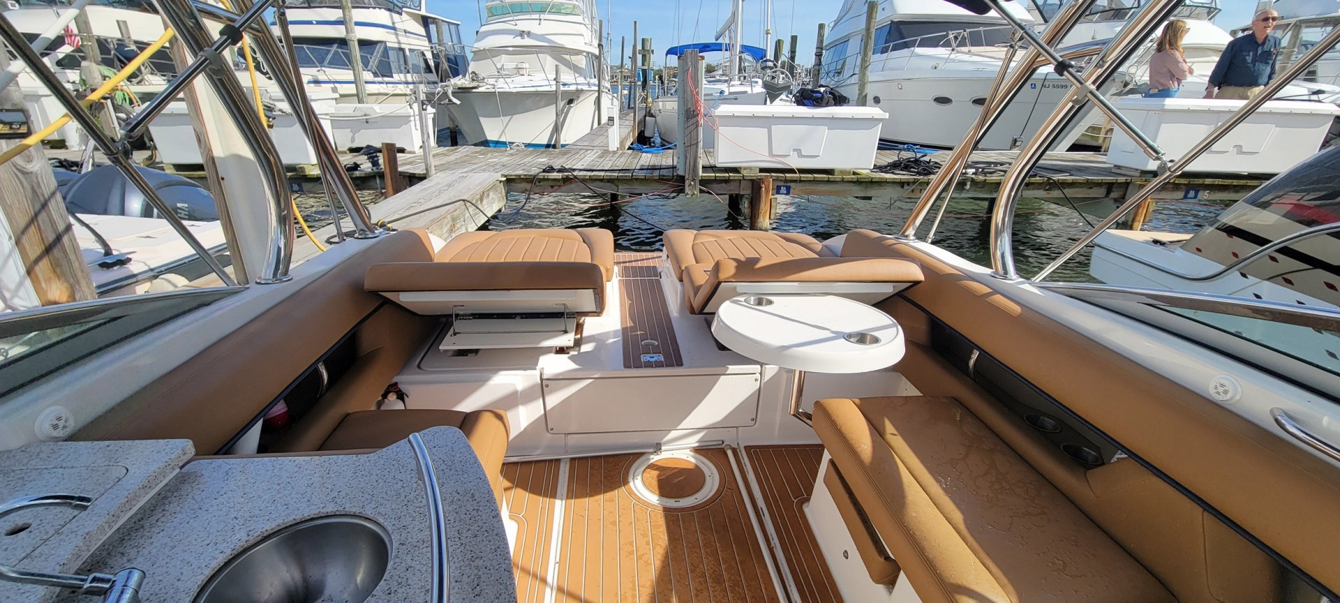 31ft Four Winns Yacht For Sale